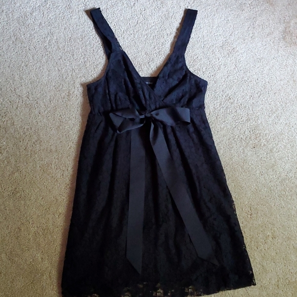 ⭐️ 3/$15 ⭐️ The Limited lace mini dress - Picture 1 of 8